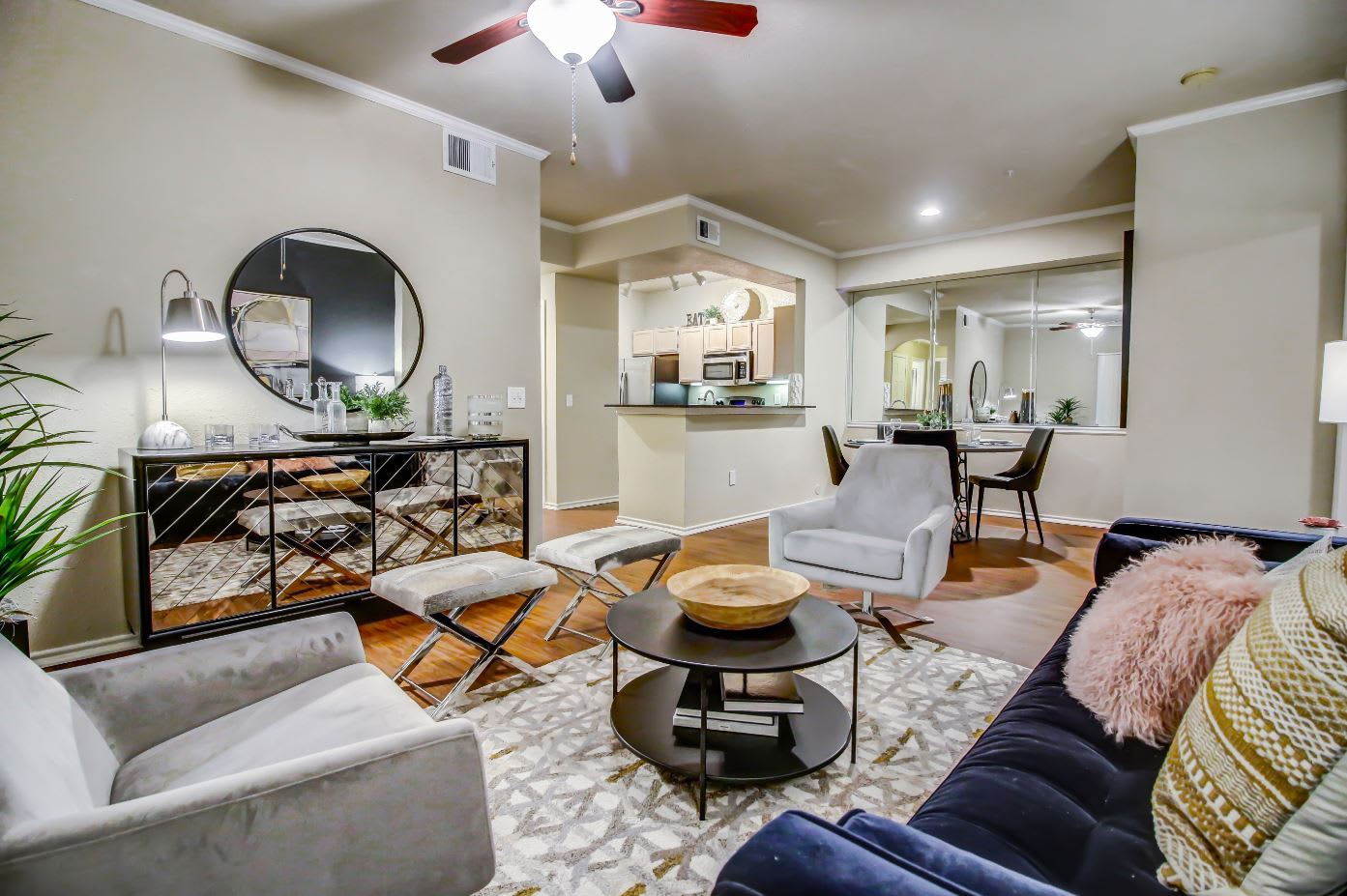 The Colonnade At Willow Bend – photo 1 of 24