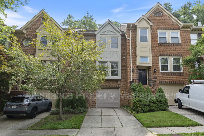 3915 Green Look Court – photo 1