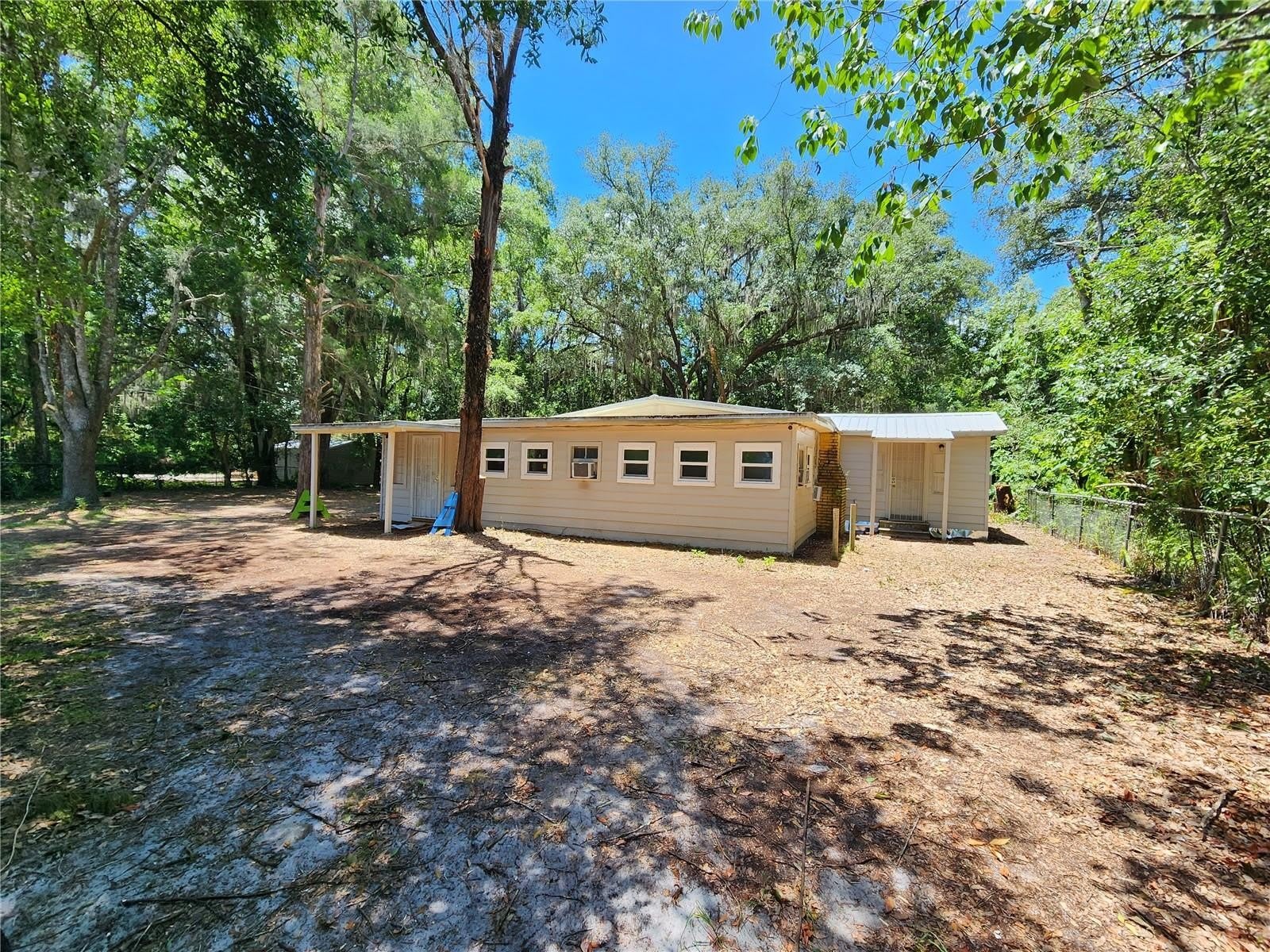 1623 SE 3 Avenue – photo 1 of 40