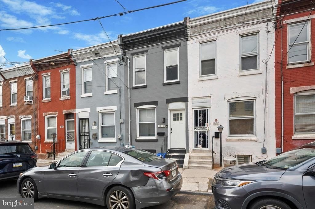 1812 E ALBERT STREET – photo 1
