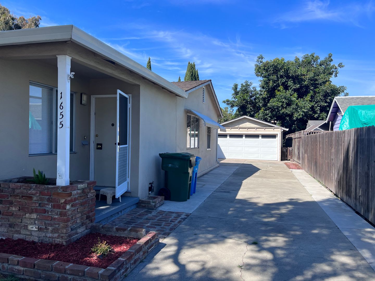 Coming Soon Excellent Santa Clara Location With Garage Office Bonus Room In Back Desirable Santa Clara University Neighborhood – photo 1 of 290