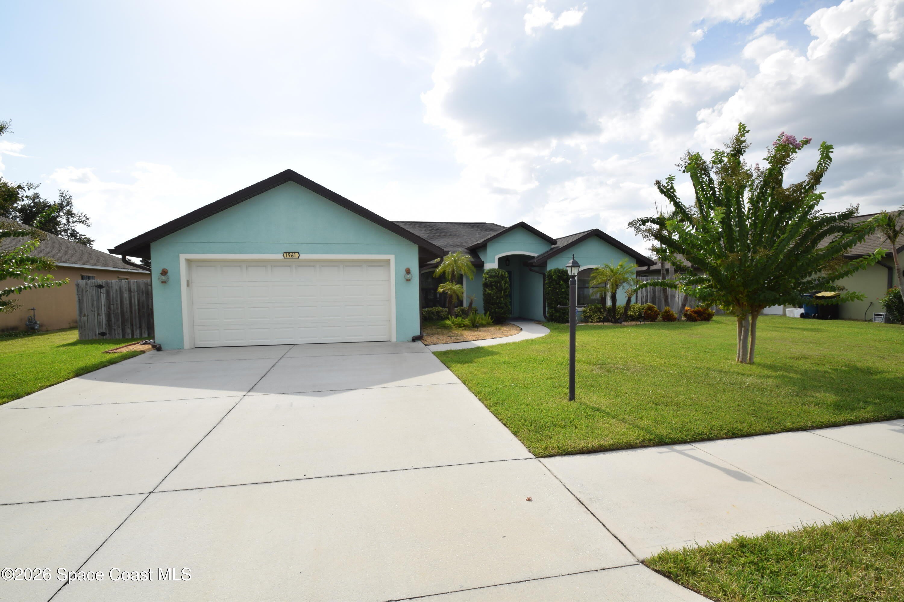 1961 Gloria Circle NE – photo 1