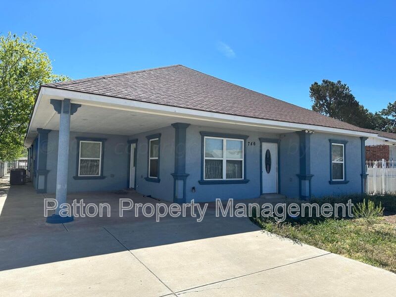 746 North Williams Street – photo 1