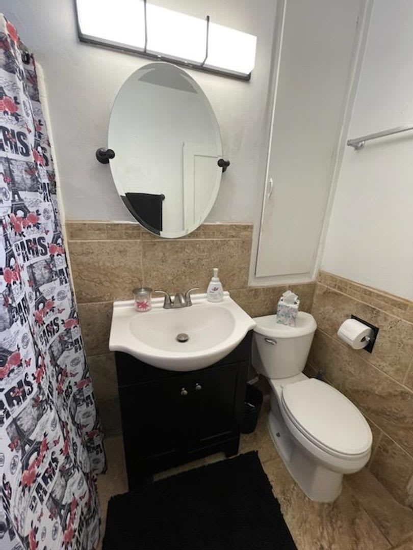 ADORABLE WEST MESA HOME 2 Bedroom 1/BA 1/CG BYA – photo 1