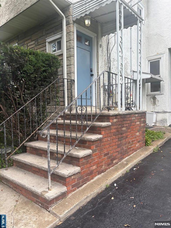 53 Harrison Avenue – photo 1 of 11