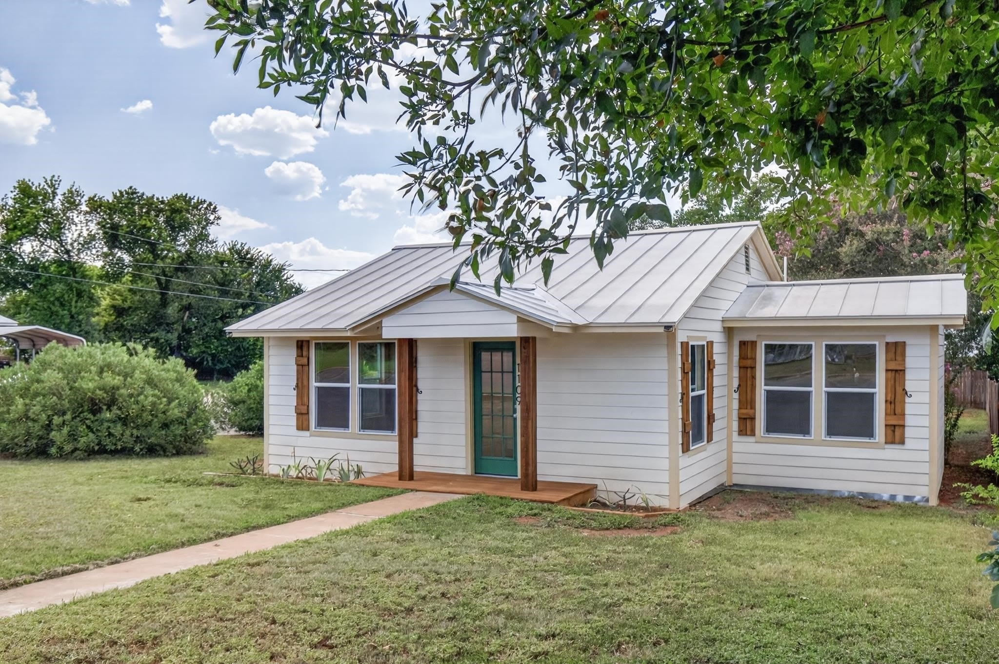 1109 Hickory Street – photo 1 of 30