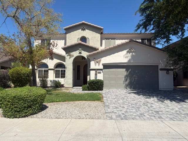 147 N 109th Ave – photo 1