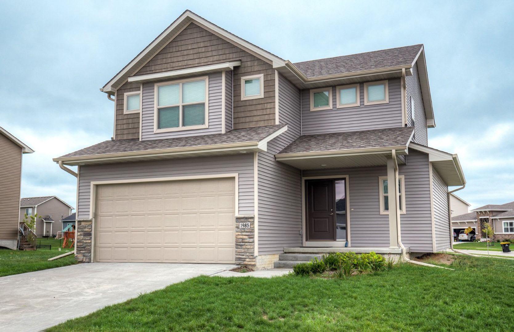 Gorgeous 4 Bed Home – photo 1 of 278