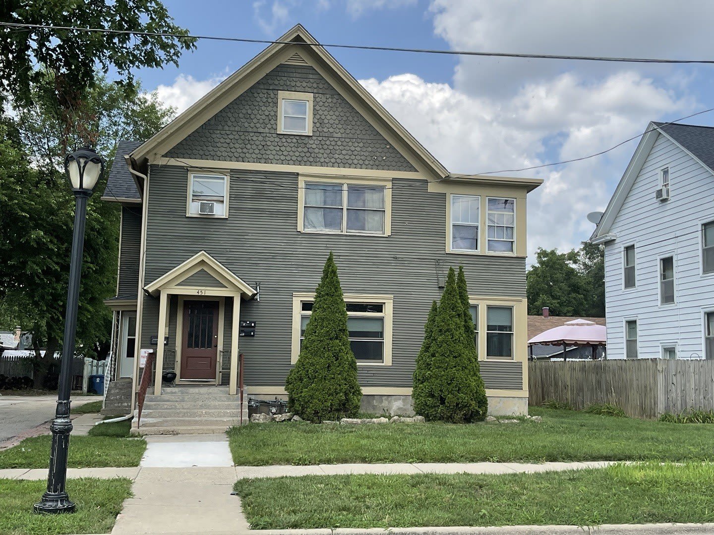 451 W New York Street – photo 1