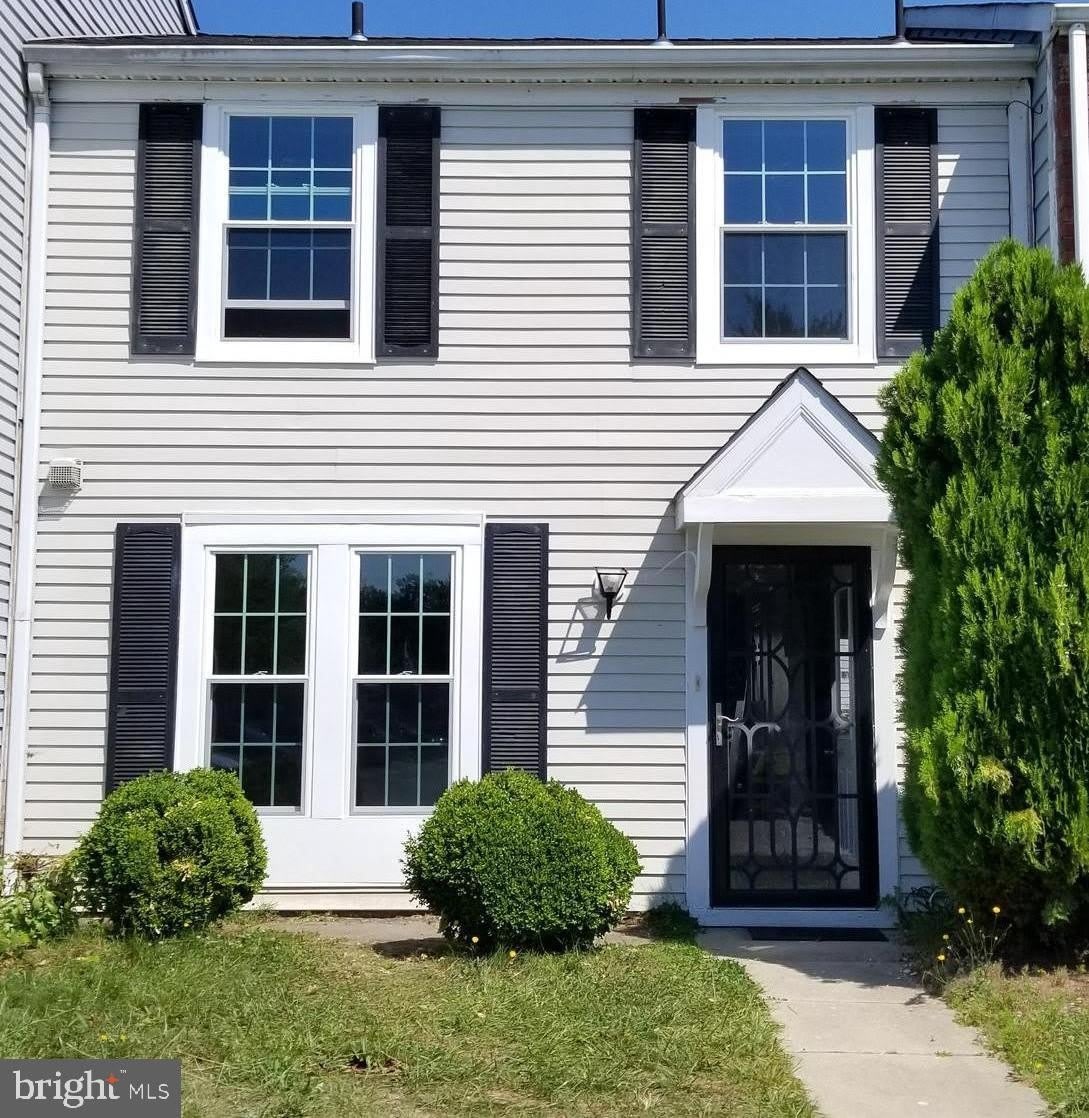 39 VICTORIA MANOR Court – photo 1 of 13