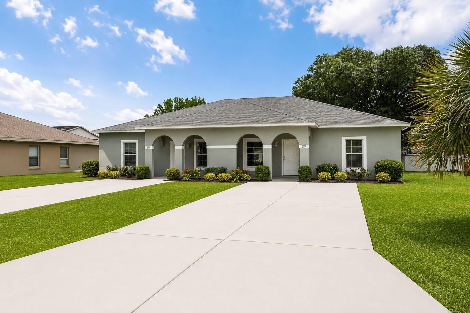 677 Royalty Court – photo 1