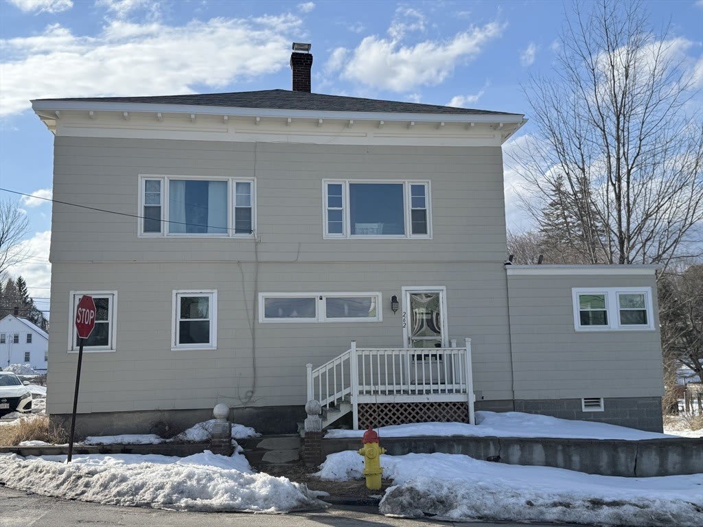 262 Oak Hill Rd – photo 1 of 13