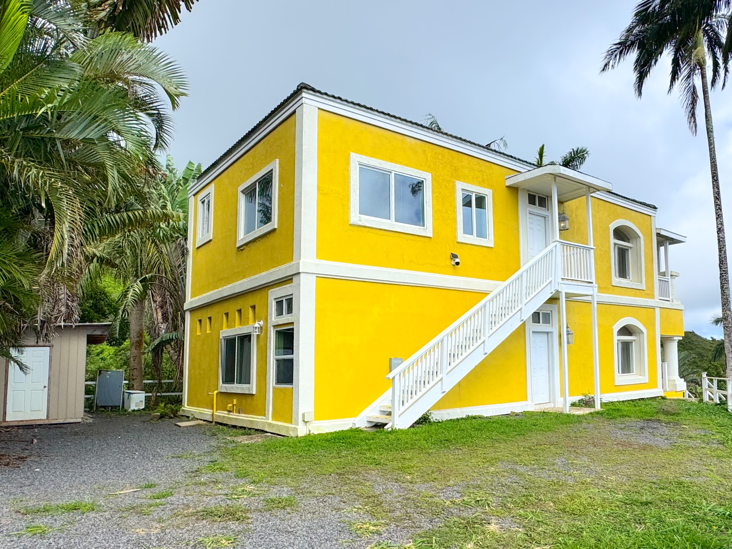 425 Kaukini Loop – photo 1 of 193