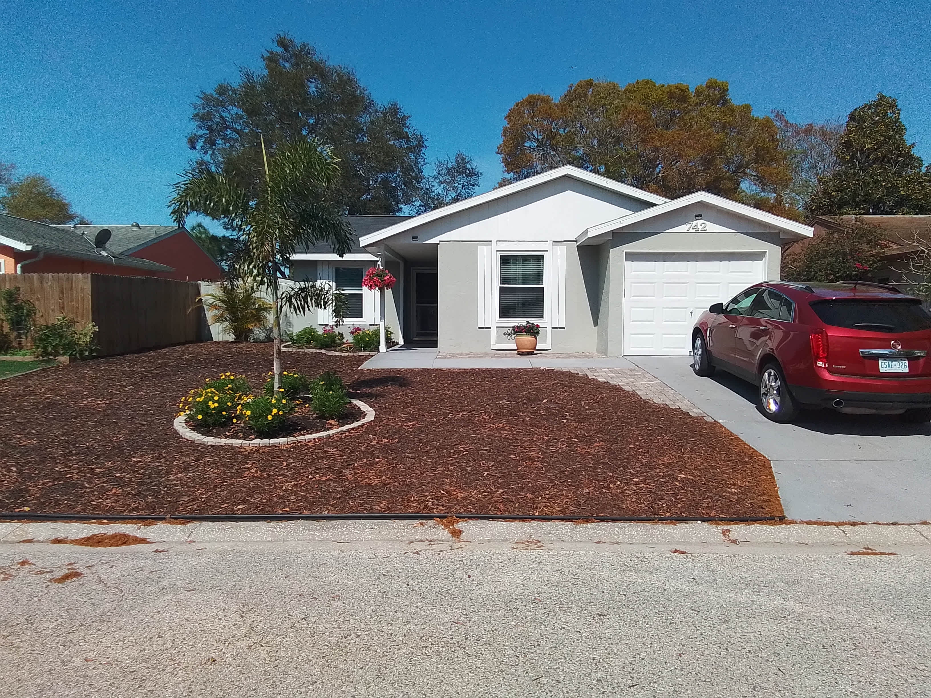 742 Arthurs Ct – photo 1