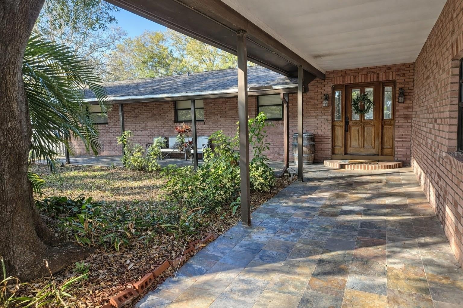 5967 102Nd Avenue N – photo 1