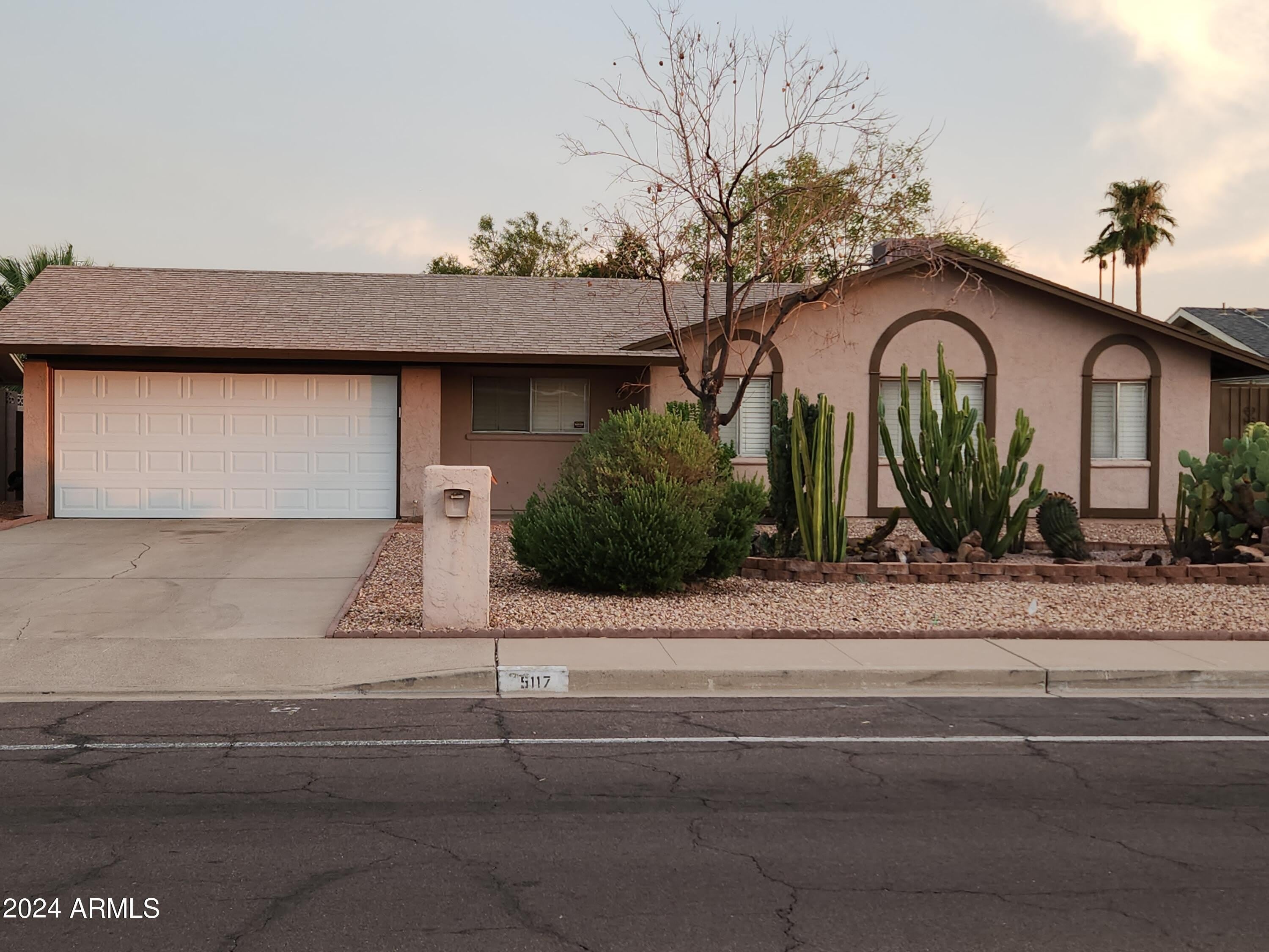 5117 W ACOMA Drive – photo 1 of 23