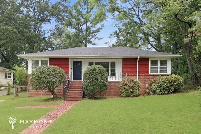 205 Ridgewood Avenue – photo 1 of 14