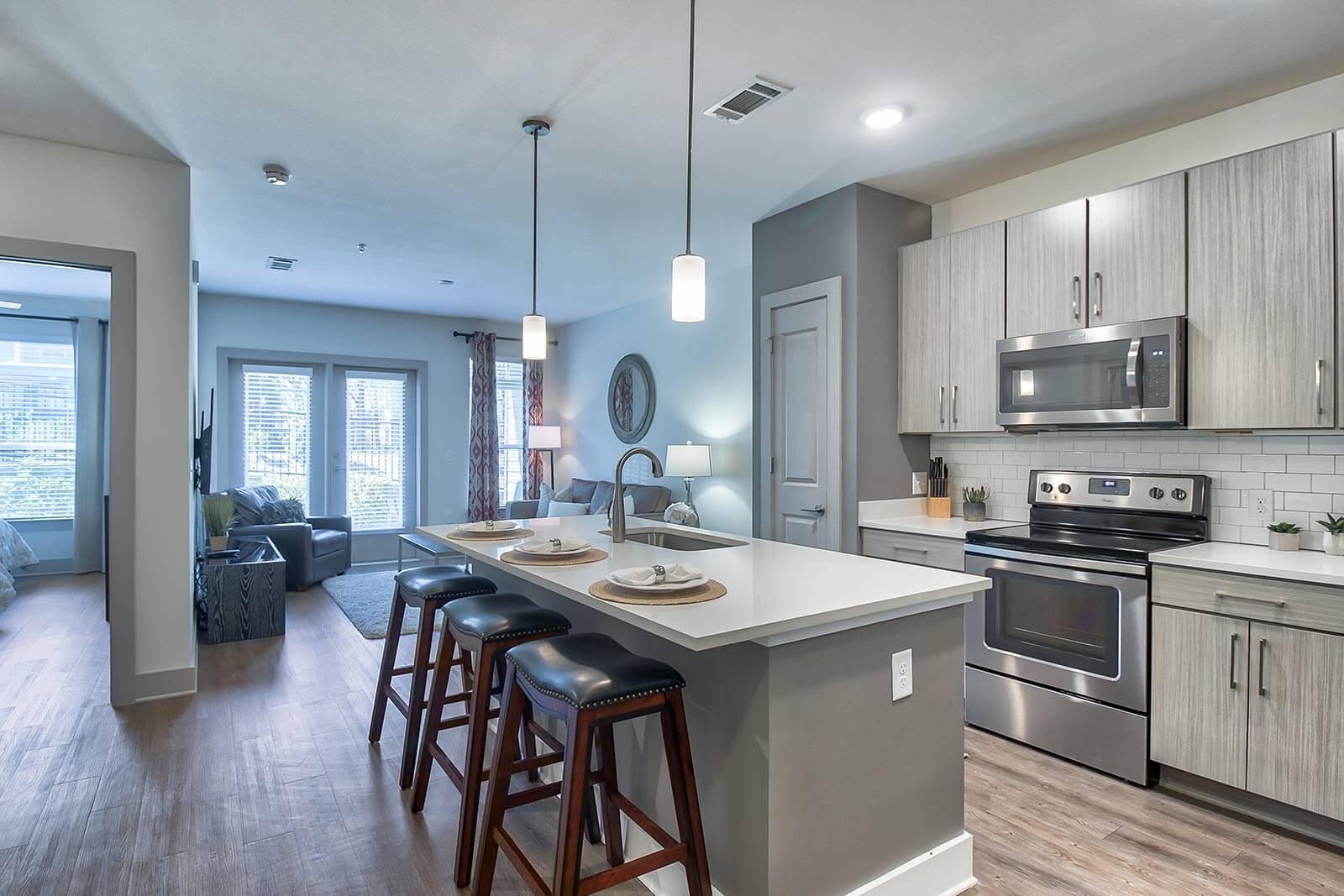 Windsor Parkview – photo 1 of 45
