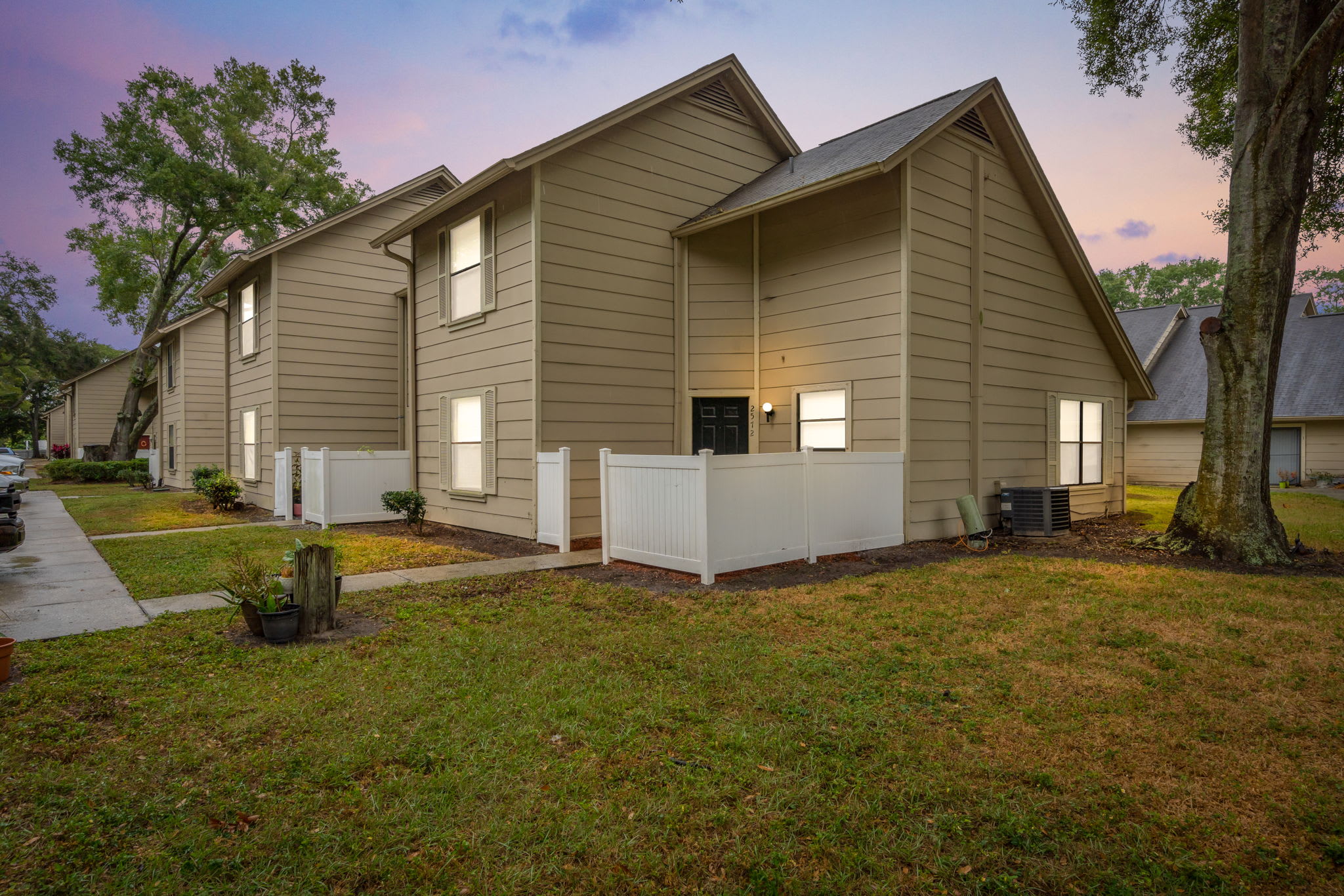 Diamond Oaks Villas – photo 1
