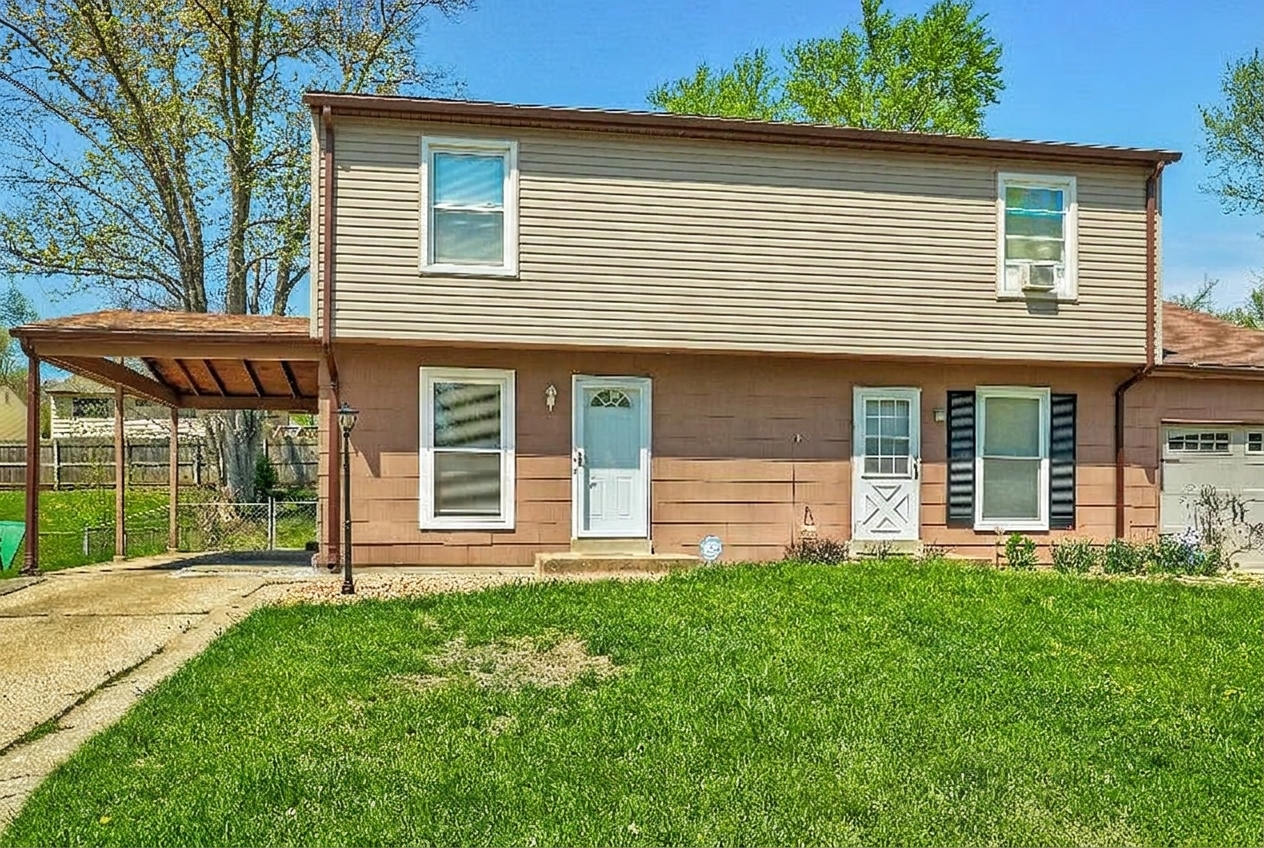 3018 Lyme Street – photo 1 of 281