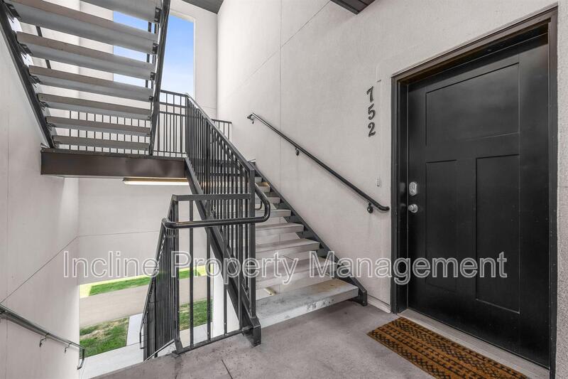 752 N 260 W – photo 1