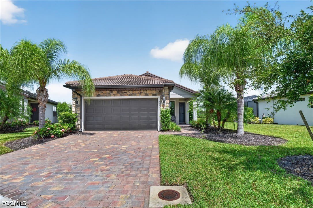 12056 Westmoreland Way – photo 1