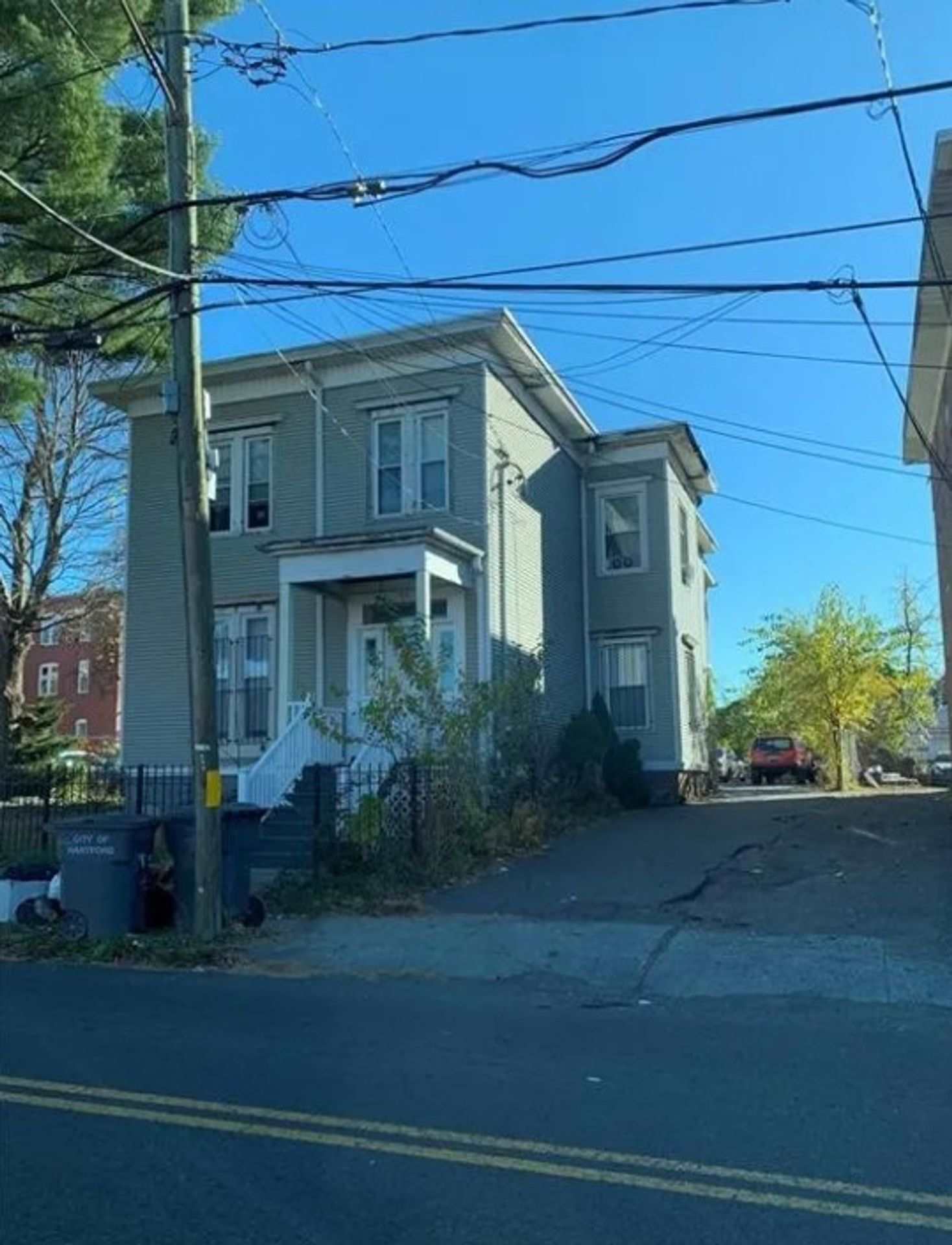 2 Bed / 1 Bath First-Floor Rental – Available ASAP – photo 1