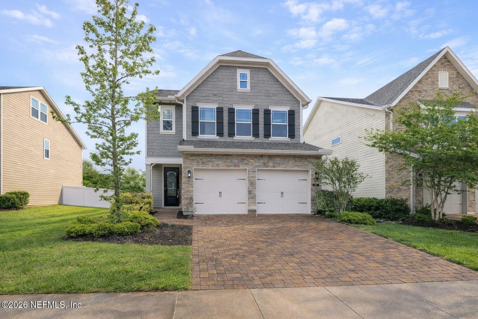 95 SILVER CREEK Place – photo 1