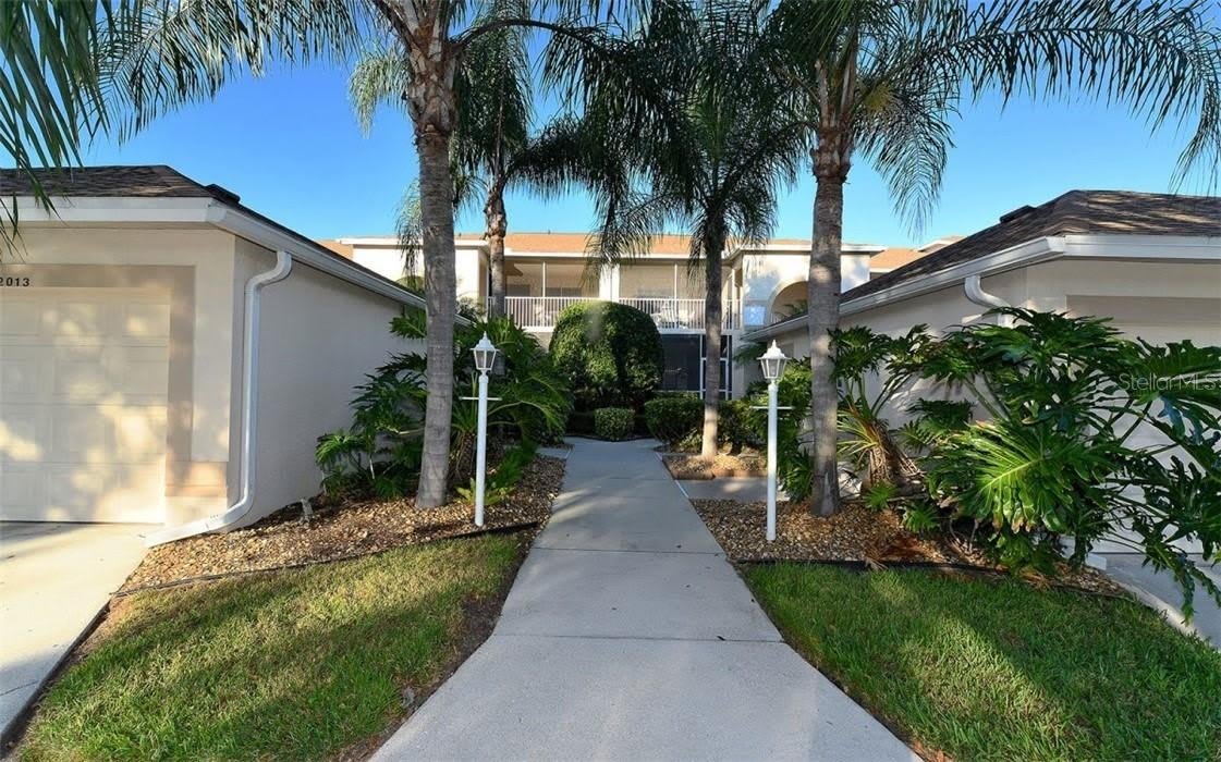 9480 HIGH GATE Drive – photo 1