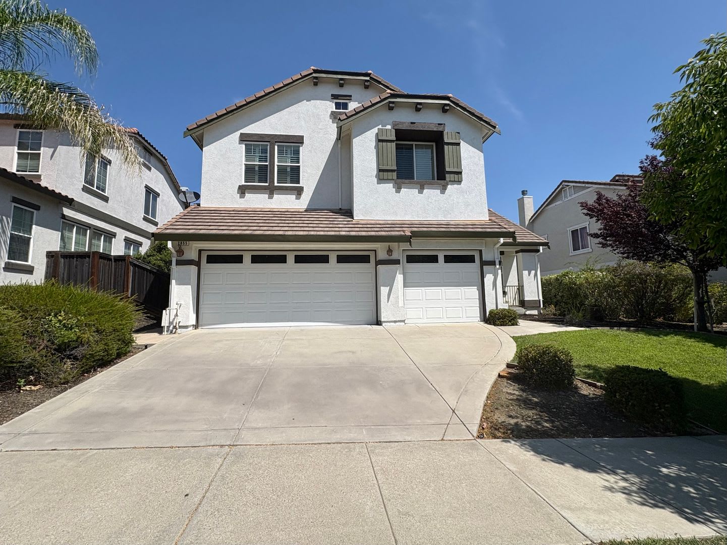 Spacious Shadow Lakes Home – 4 Bedroom 3 Bath – photo 1 of 20