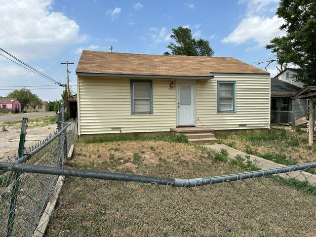 3801 Northeast 20th Avenue – photo 1