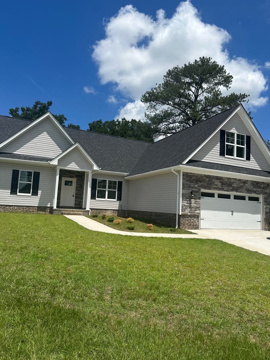 645 Glensford Drive – photo 1