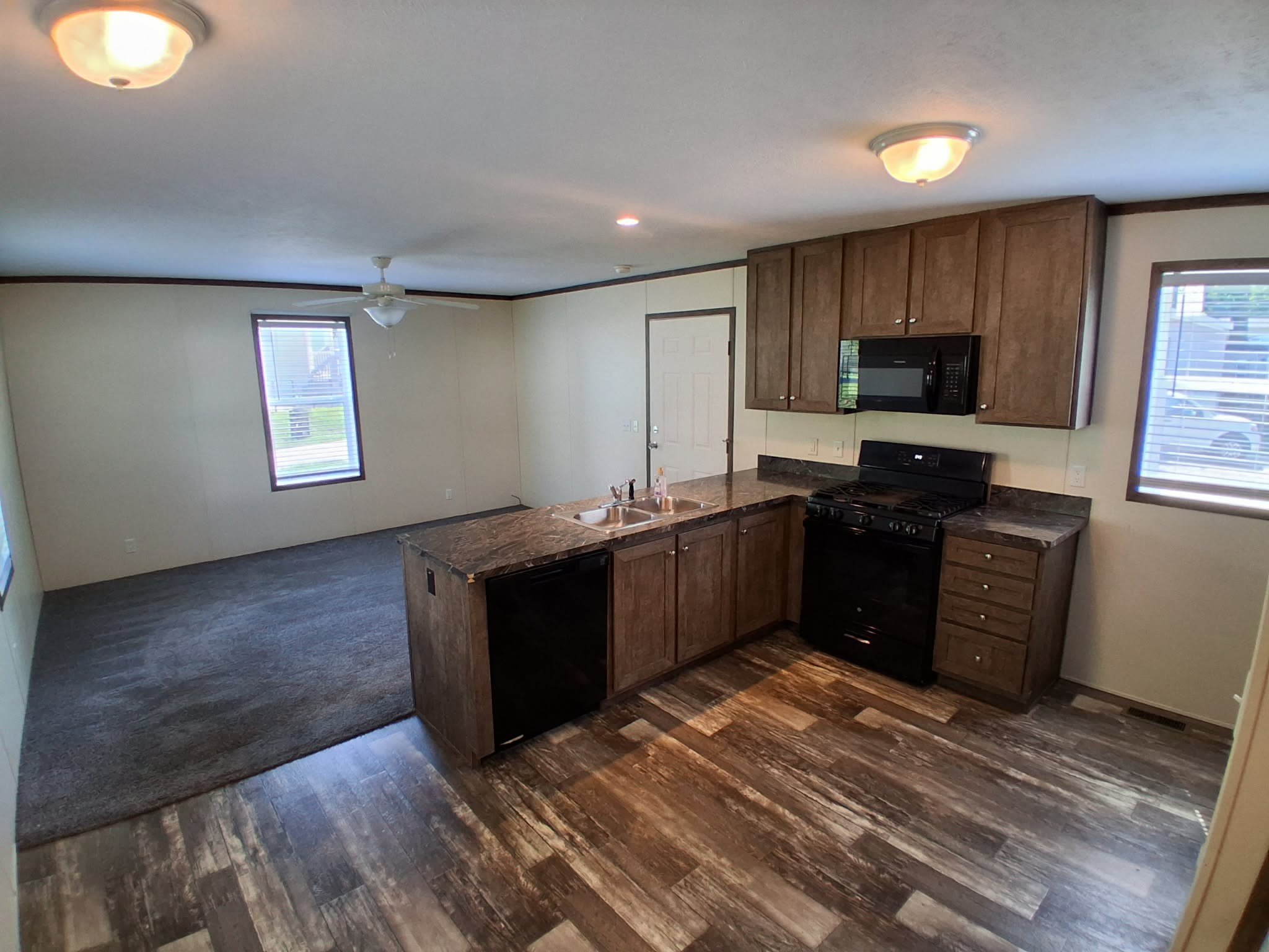 1301 Avenue A – photo 1 of 10
