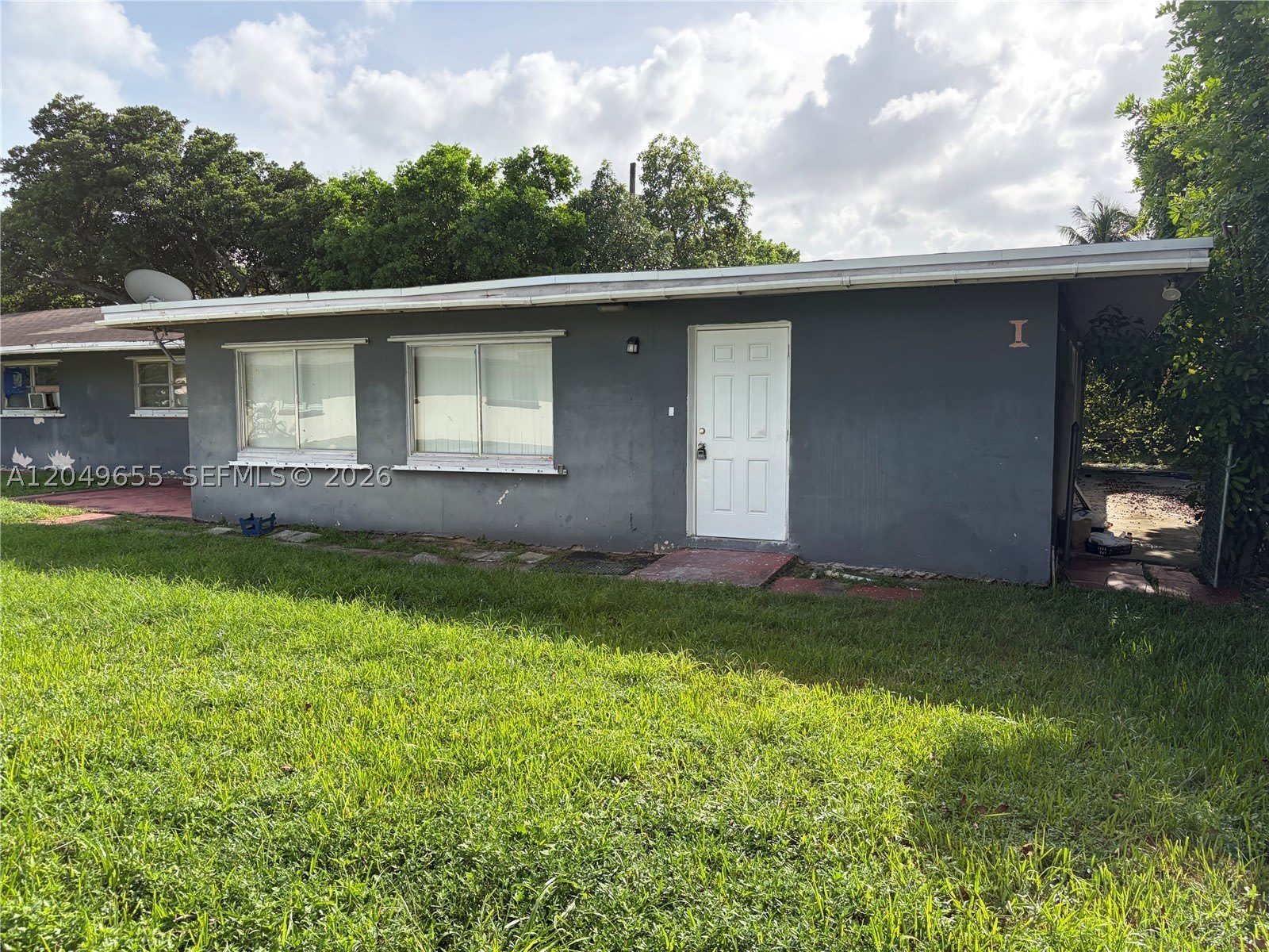 5853 Mckinley St – photo 1