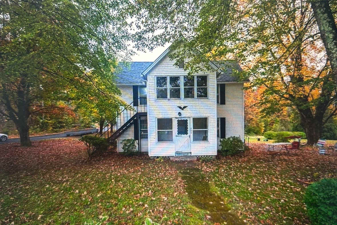 289 Pelham Road – photo 1 of 8