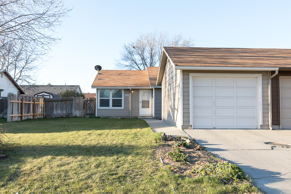 1158 Sw 14Th Ave – photo 1 of 16