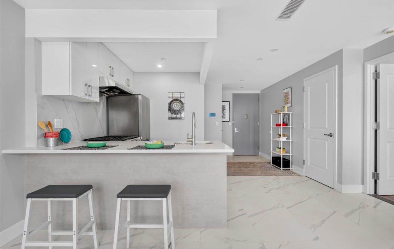 643 5th Ave # 5908 – photo 1