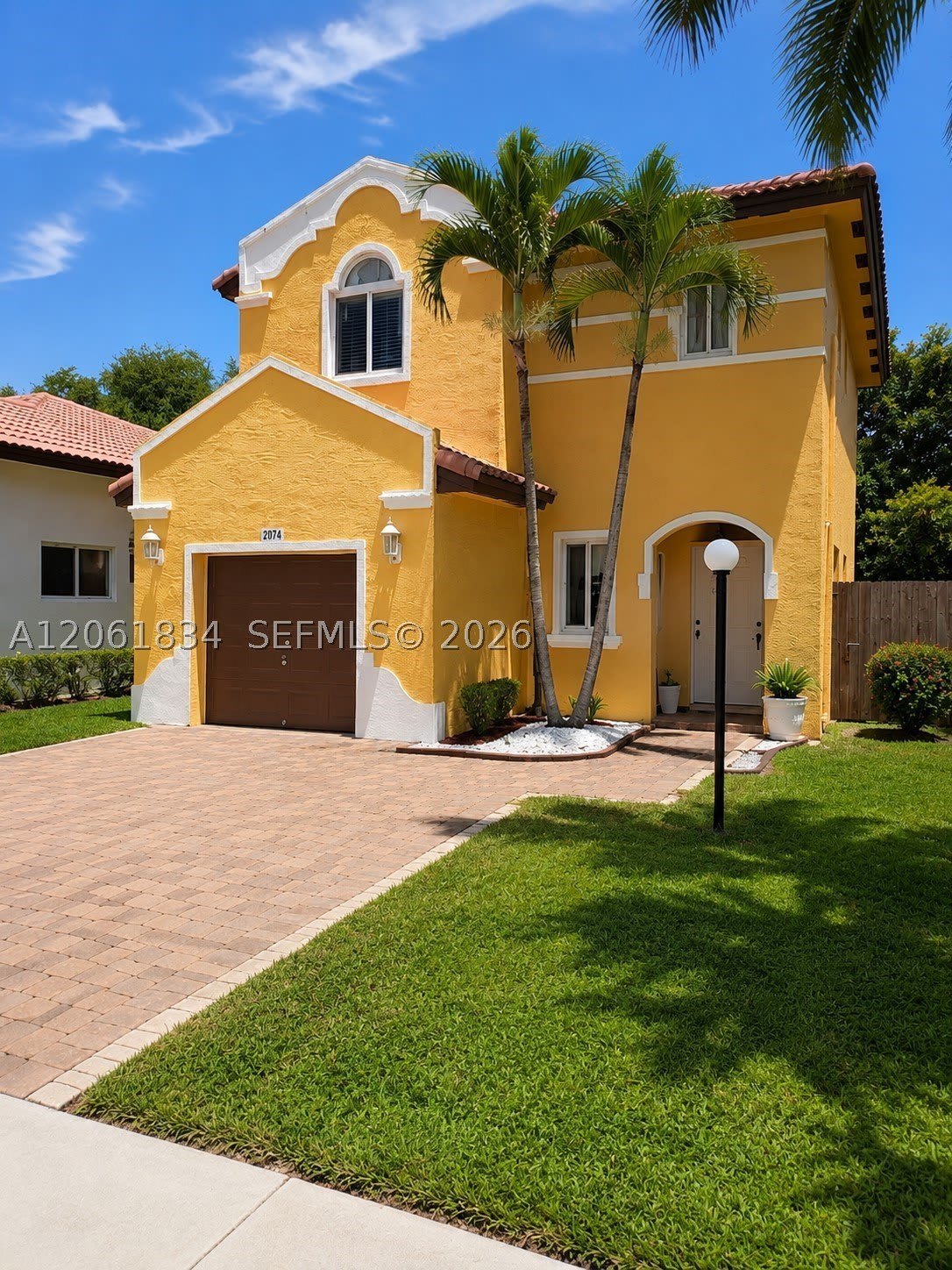 2603 NE 41st Cir – photo 1
