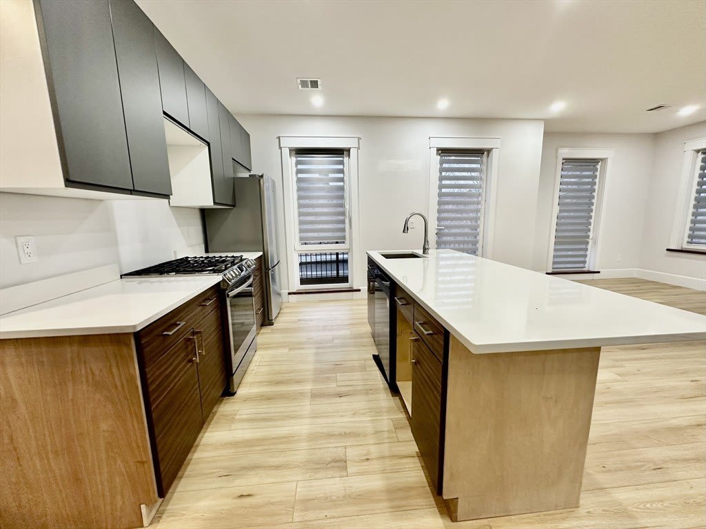 100 Mt Pleasant Ave – photo 1