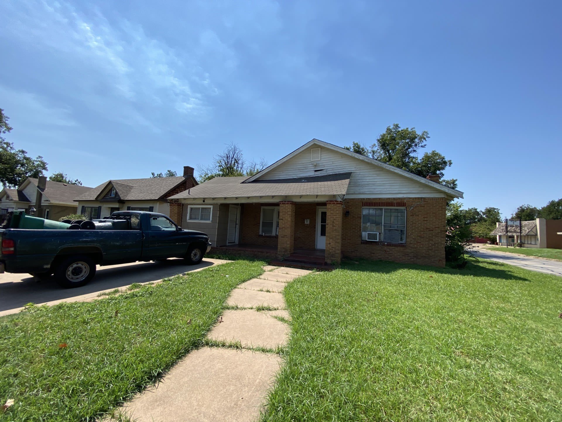 2017 Mcgregor Avenue – photo 1