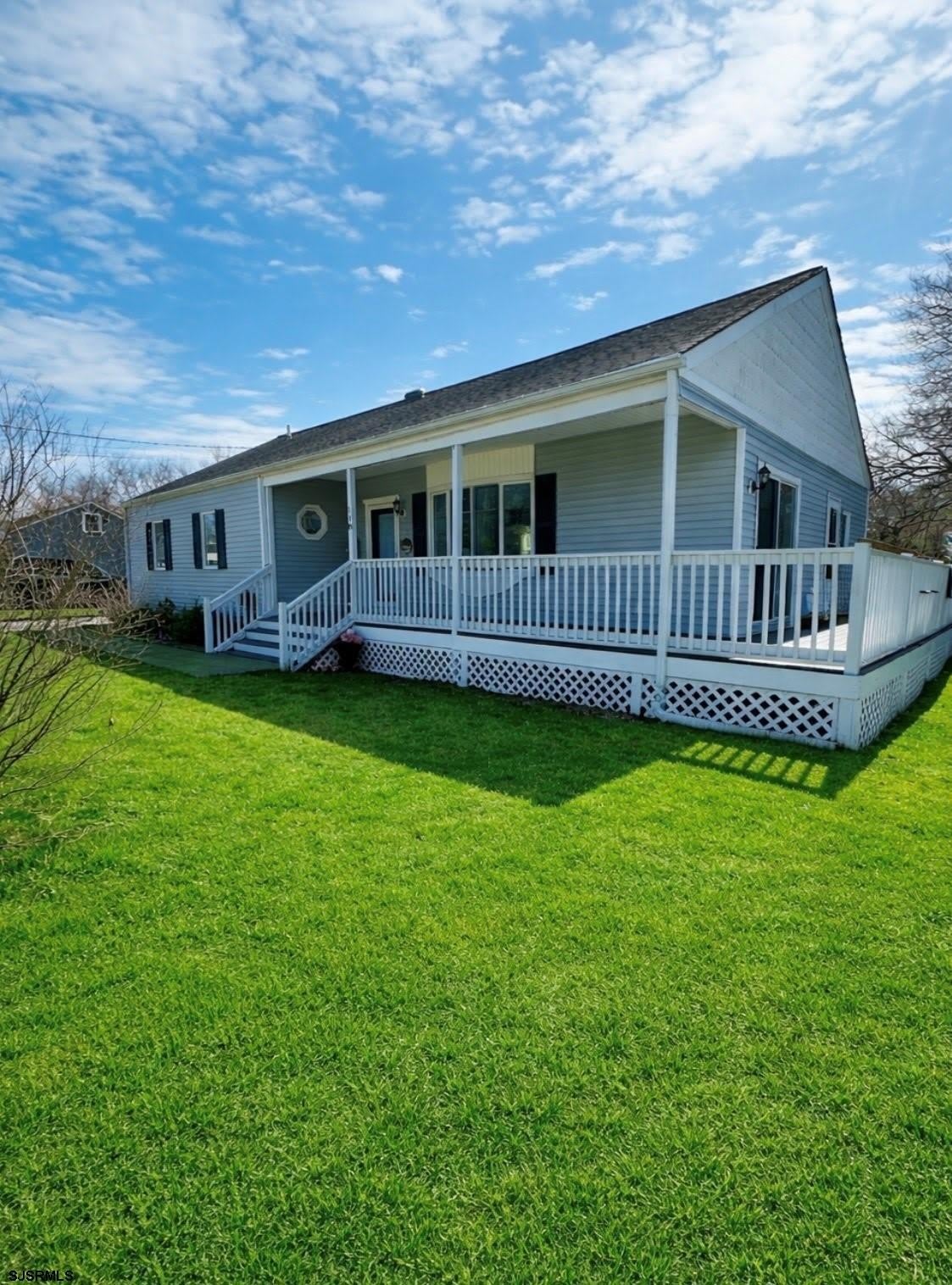 118 Dolphin Ave