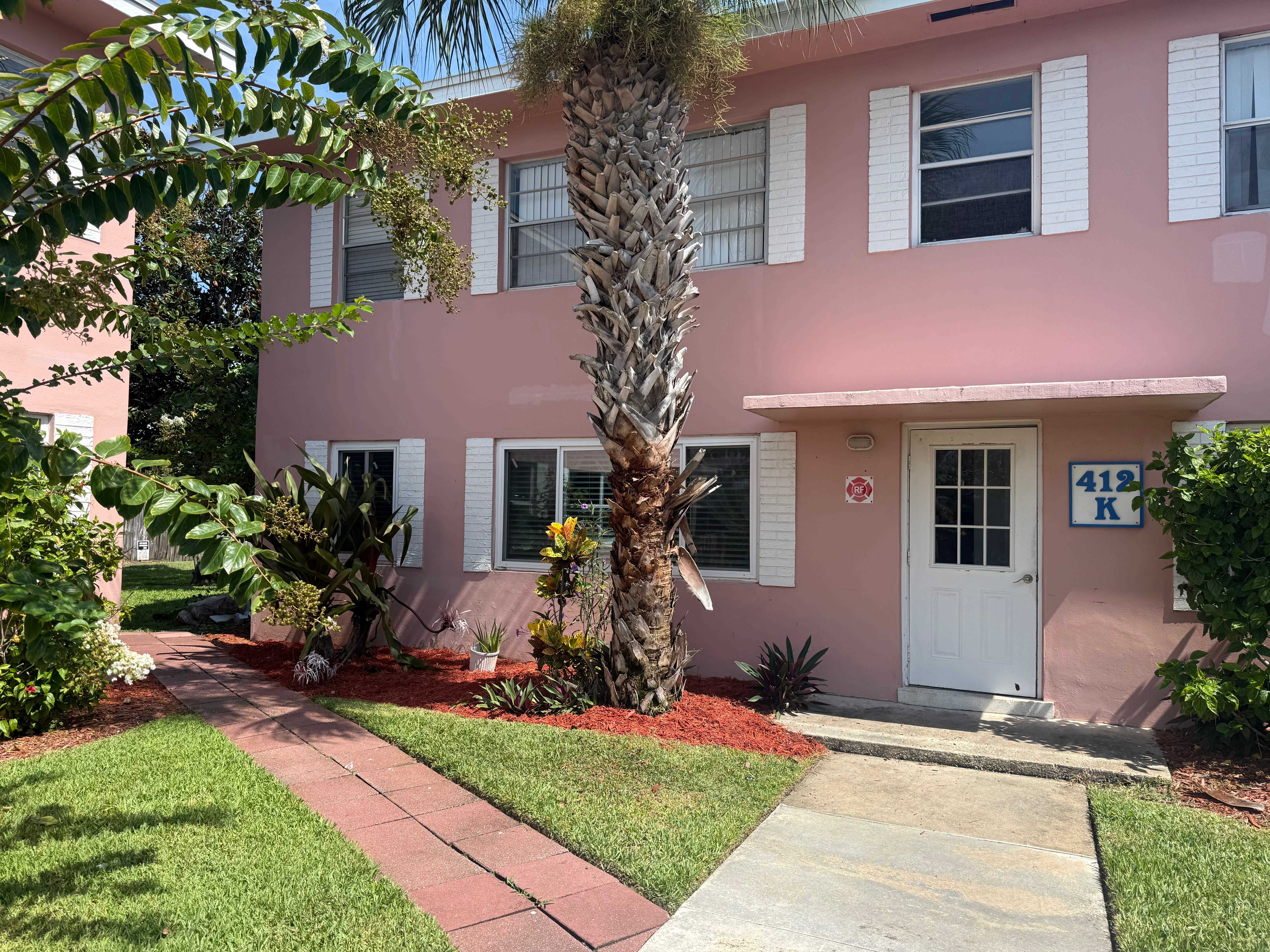 412 Monroe Avenue – photo 1