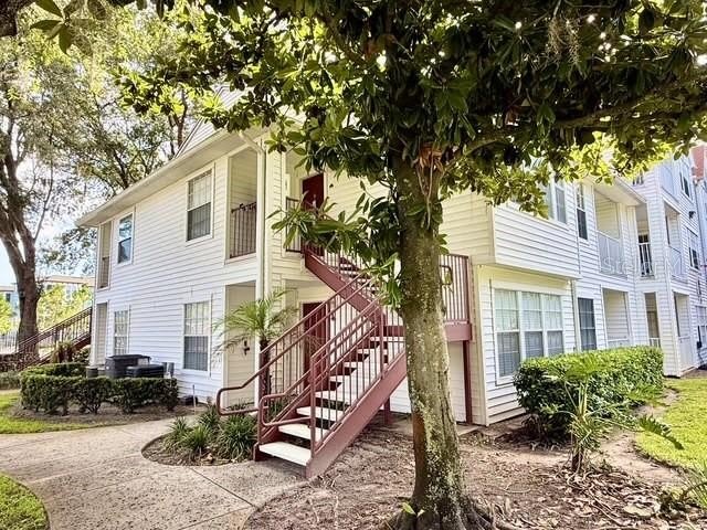 11594 WESTWOOD Boulevard – photo 1
