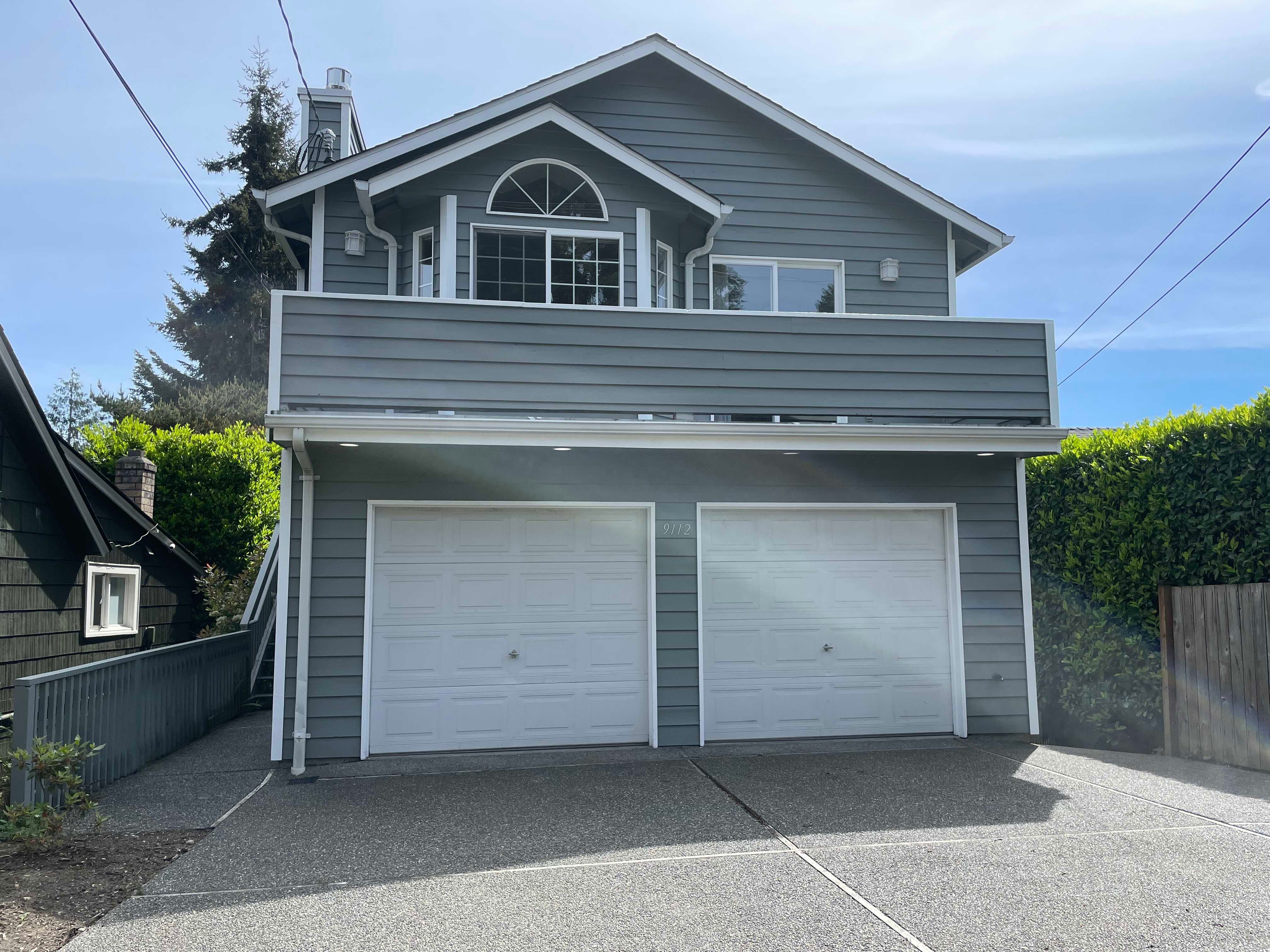 9112 15th Avenue Northeast – photo 1
