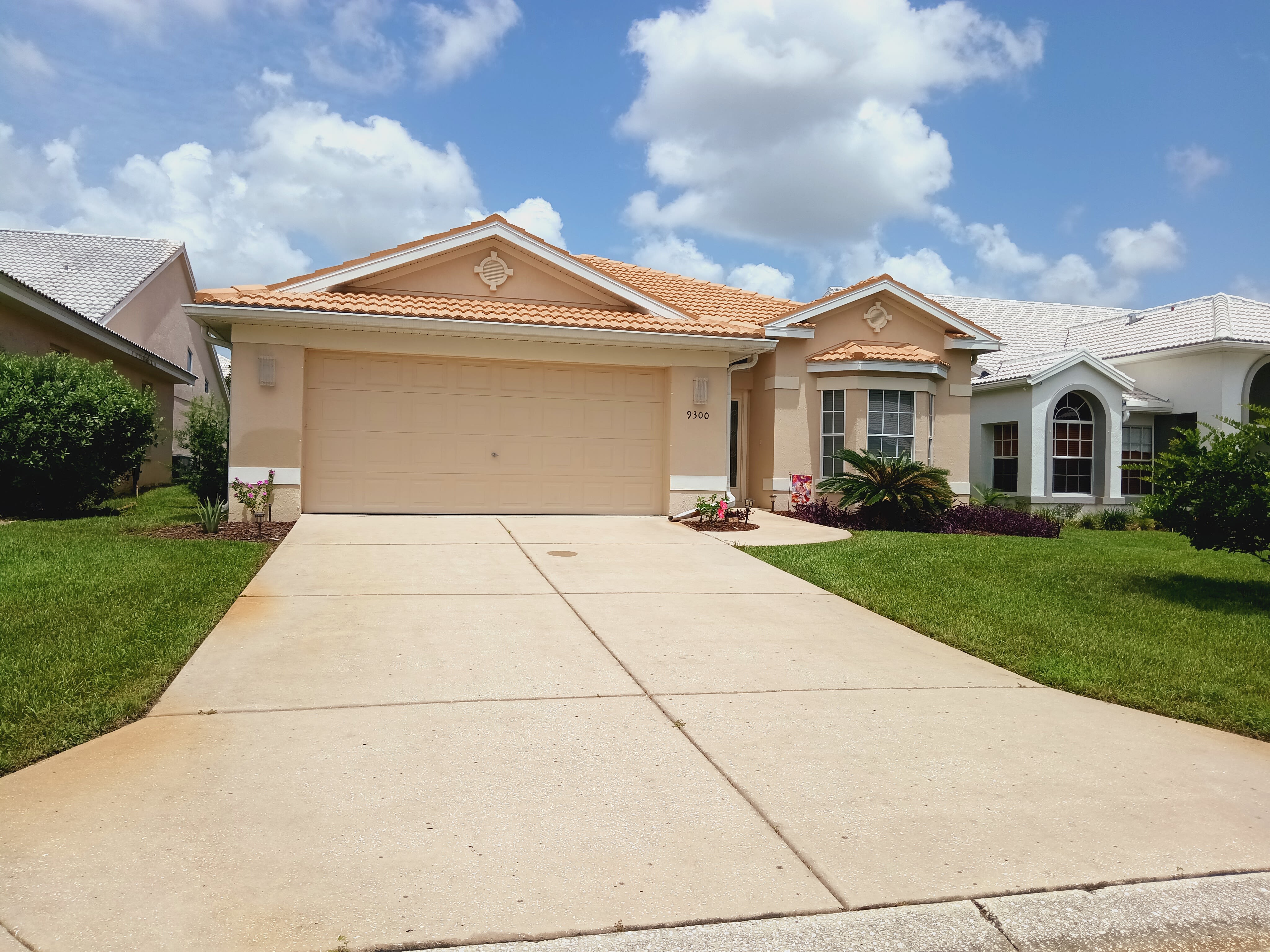 9300 New Orleans Dr – photo 1 of 10