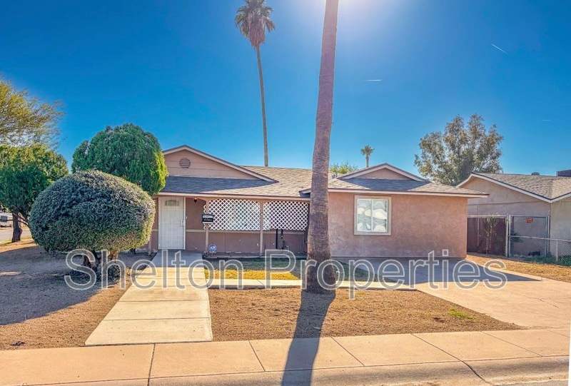 6301 W Earll Dr – photo 1