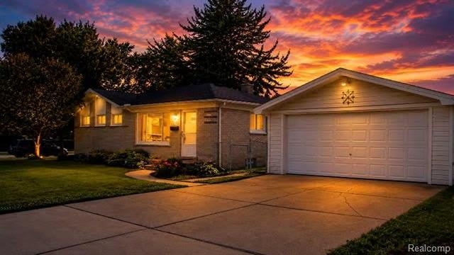 615 BRANDT Street – photo 1 of 19