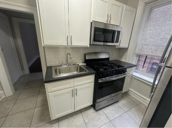 125 Corbin Ave – photo 1