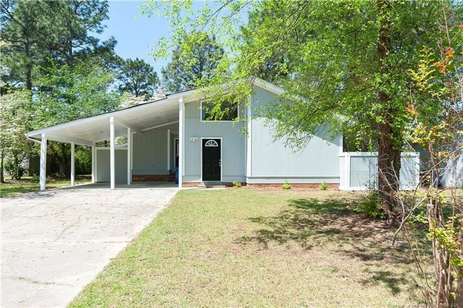 2012 Lakemeadow Drive – photo 1