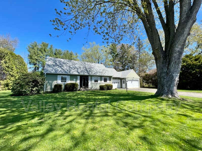 20 Newton Lane – photo 1 of 13